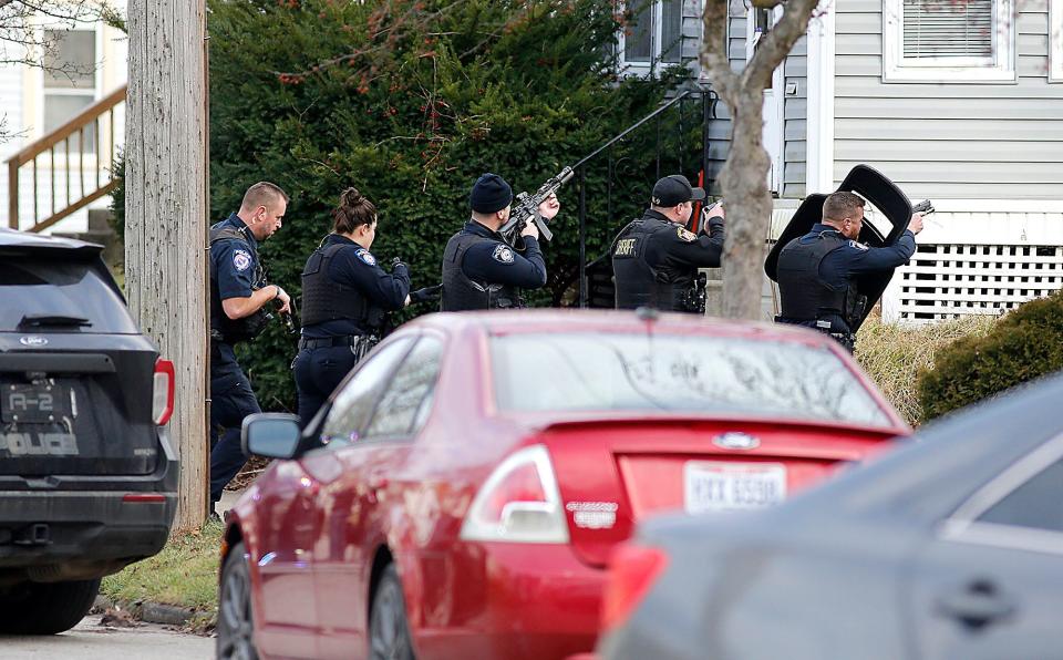 Ashland City Police and Ashland County sheriff's deputies respond to a call of a shooting in the 400 block of Ohio Street on Jan. 5, 2023. The incident was a hoax, police later confirmed. TOM E. PUSKAR/ASHLAND TIMES-GAZETTE