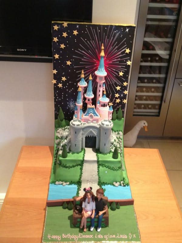 Louis Tomlinson's Romantic Birthday Cake For Eleanor