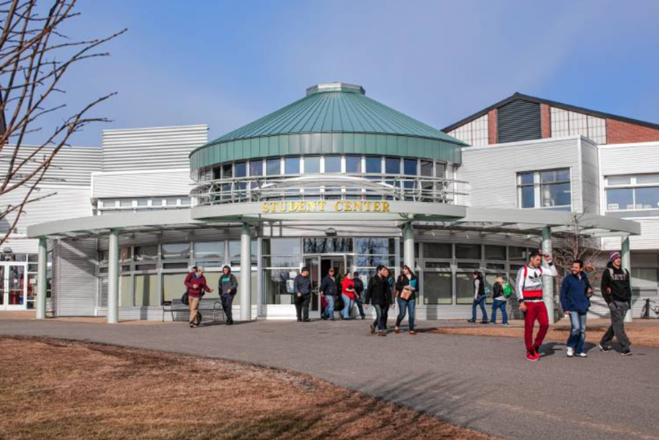 Students walk on the campus of NHTI in Concord.