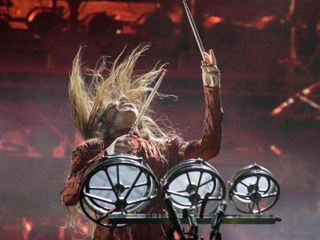 Haim performs: AFP/Getty