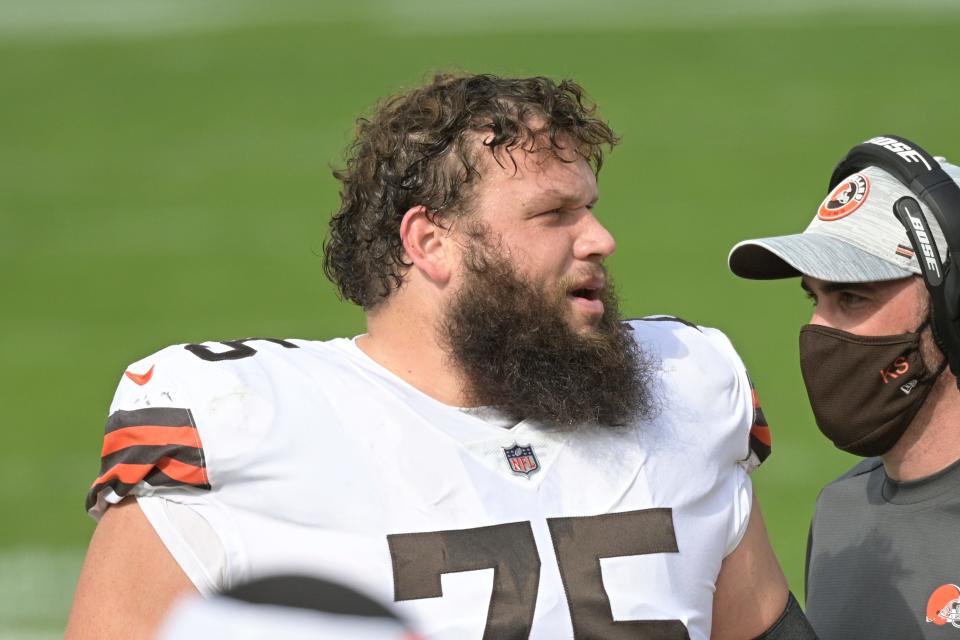 Browns guard Joel Bitonio on the sideline during the first half of a game against the Jaguars, Sunday, Nov. 29, 2020, in Jacksonville, Fla. (AP Photo/Phelan M. Ebenhack)