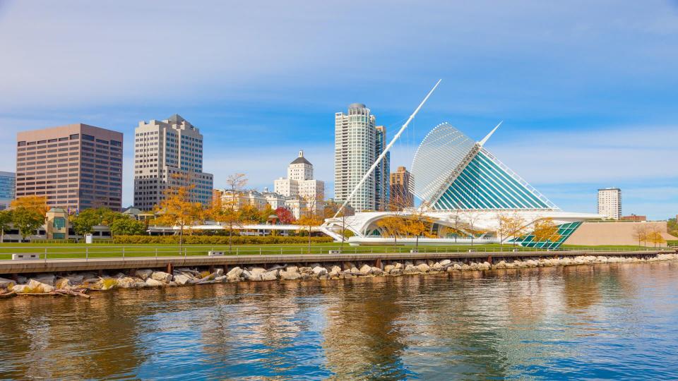 Milwaukee Skyline on the shoreline of Lake Michigan, Wisconsin.