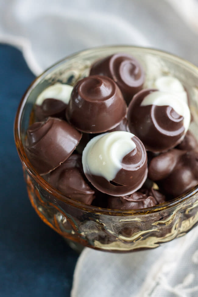 2-Ingredient Chocolate Covered Macadamia Nuts