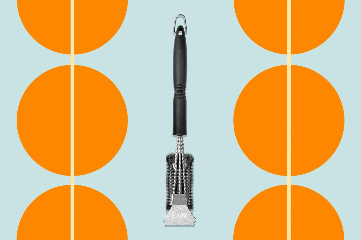 Grill Owners Say This Heavy-Duty Brush Cleans Stuck-On Food in '2 Minutes  Flat,' and It's Now $16