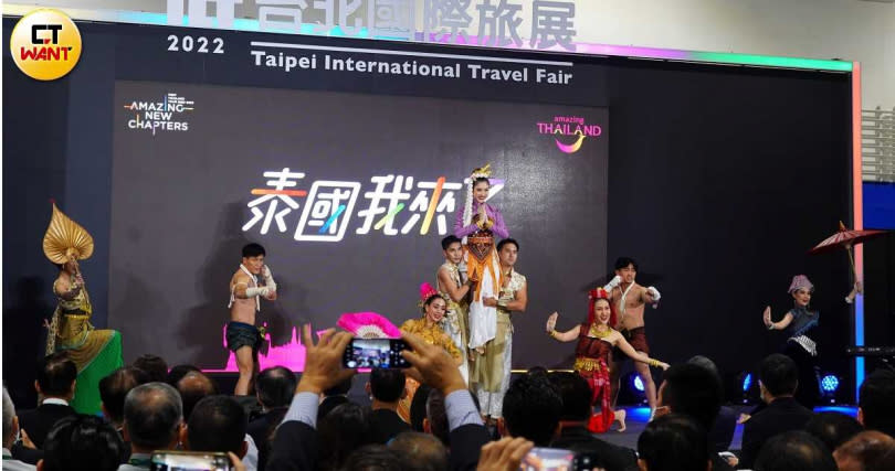 泰觀局邀請團隊帶來富有泰國風情的舞蹈表演。（圖／魏妤靜攝）