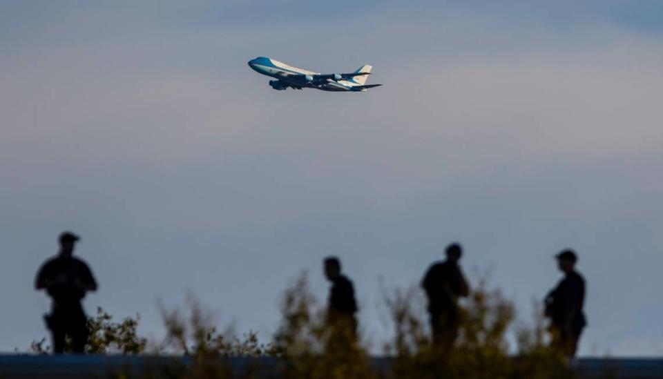 Air Force One prepares to land in Greenville as security personnel wait near the Embassy Suites for President Trump’s arrival. Trump was speaking at a fundraiser for South Carolina Governor Henry McMaster. 10/16/17