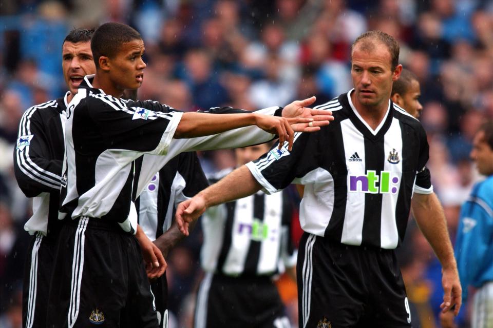 Newcastle United's Alan Shearer (r) and Jermaine Jenas (l) organise a wall to defend the Manchester City free kick (Photo by Neal Simpson/EMPICS via Getty Images)