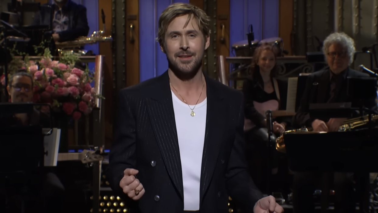  Ryan Gosling hosting SNL in 2024. 