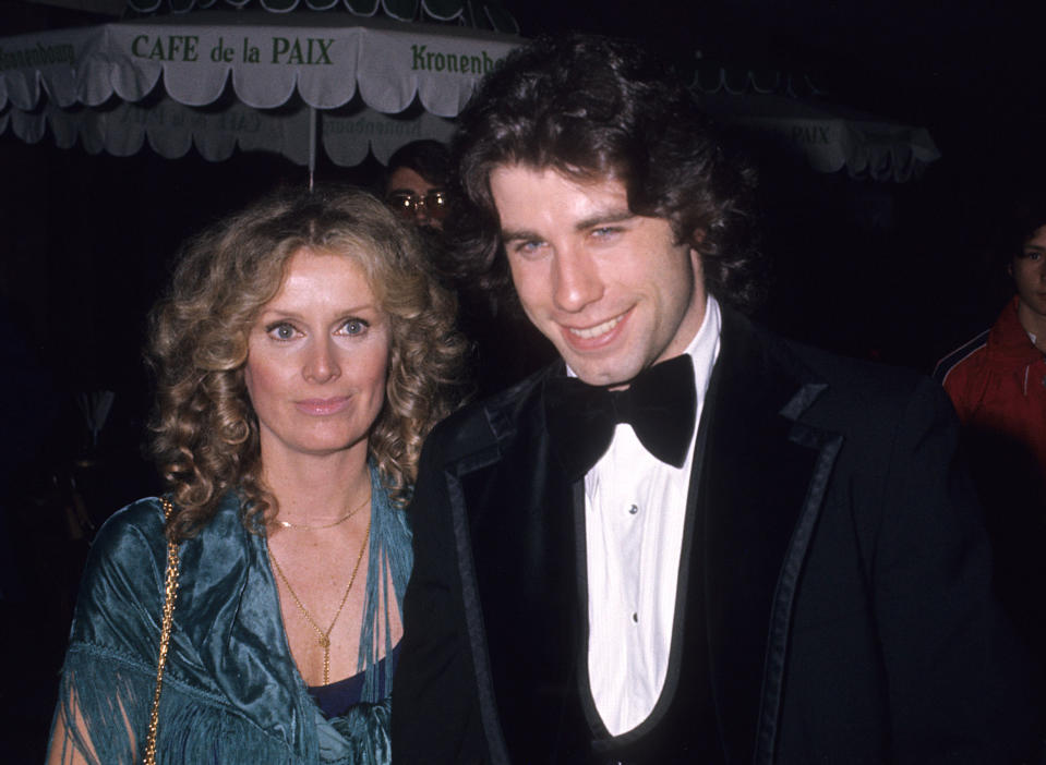 John Travolta walking with Diana Hyland