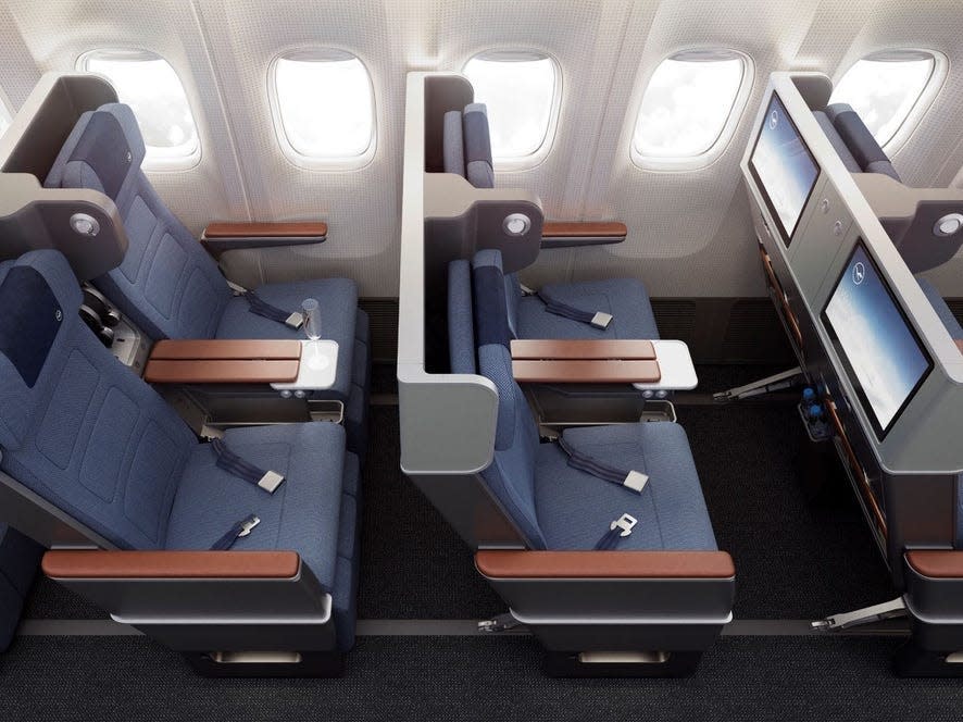 The Lufthansa Groups' ZIMprivacy premium economy seats.