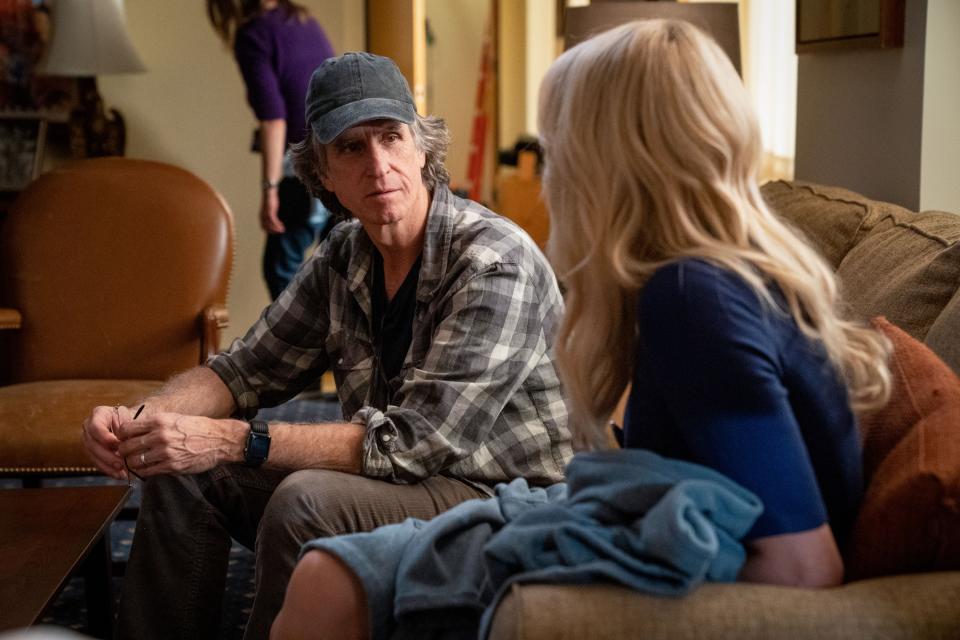 Jay Roach and Charlize Theron on the set of Bombshell.