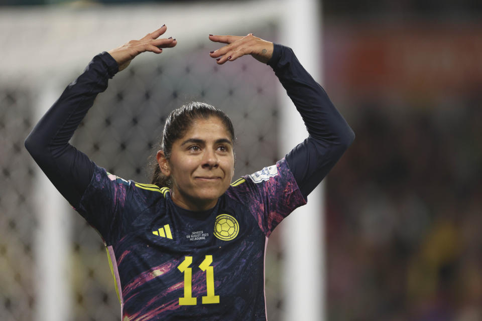 Catalina Usme festeja tras anotar el gol de Colombia para vencer 1-0 a Jamaica en los octavos de final del Mundial femenino, el martes 8 de agosto de 2023, en Melbourne. (AP Foto/Hamish Blair)