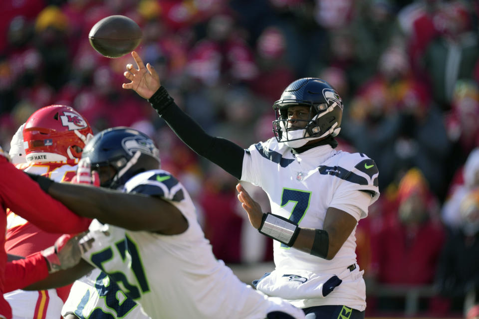 Seattle Seahawks quarterback Geno Smith throws during the first half of an NFL football game against the Kansas City Chiefs Saturday, Dec. 24, 2022, in Kansas City, Mo. (AP Photo/Charlie Riedel)