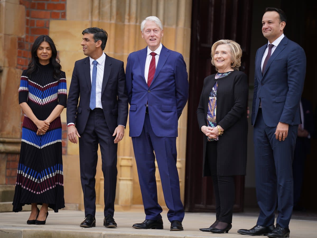 Akshata Murthy, Rishi Sunak, Bill Clinton, Hillary Clinton and Taoiseach Leo Varadkar (PA)