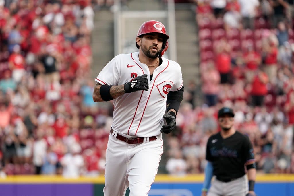 MARLINS-ROJOS (AP)