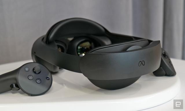 Meta Quest Pro: A $1,500 Virtual-Reality Headset for Working in the  Metaverse - WSJ