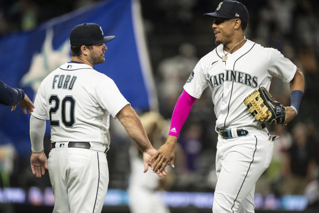 Seattle Mariners - Celebrating one of the best to ever do it