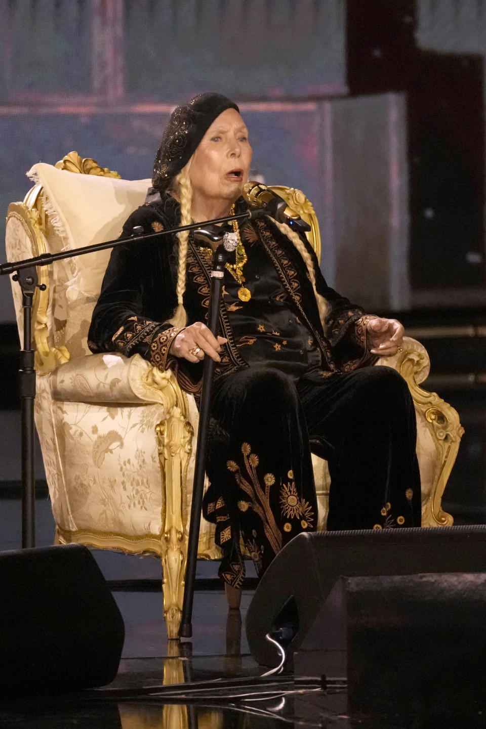 Joni Mitchell performs "Both Sides Now" during the 66th annual Grammy Awards on Sunday, Feb. 4, 2024, in Los Angeles. (AP Photo/Chris Pizzello)