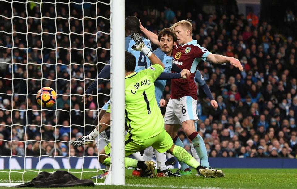 <p>Britain Football Soccer – Manchester City v Burnley – Premier League – Etihad Stadium – 2/1/17 Burnley’s Ben Mee scores their first goal Reuters / Anthony Devlin Livepic EDITORIAL USE ONLY. No use with unauthorized audio, video, data, fixture lists, club/league logos or “live” services. Online in-match use limited to 45 images, no video emulation. No use in betting, games or single club/league/player publications. Please contact your account representative for further details. </p>
