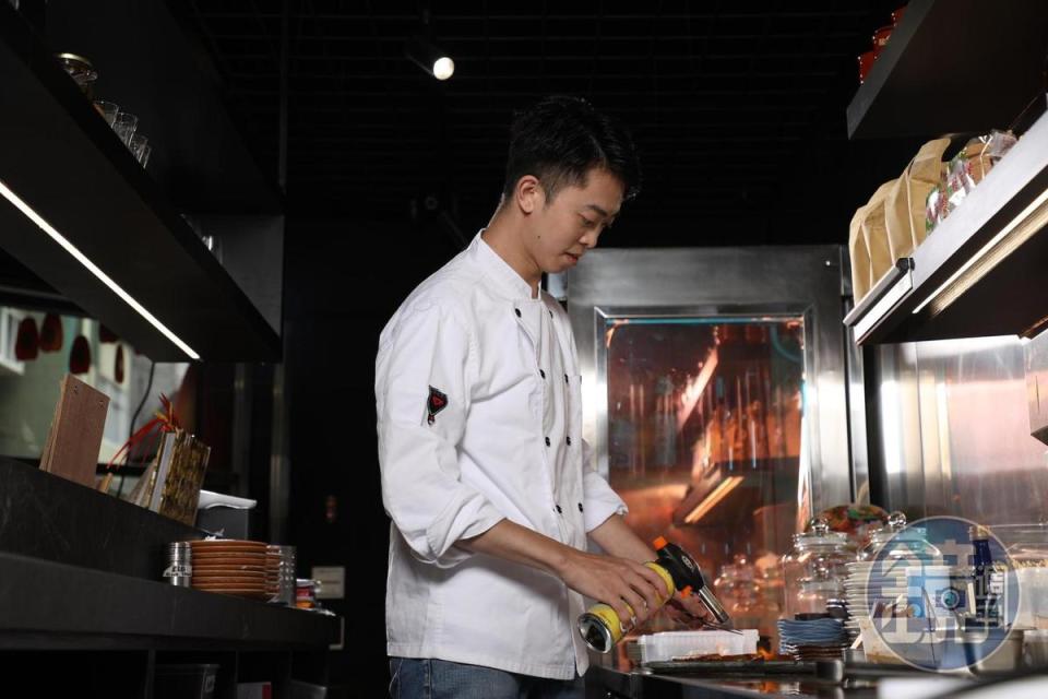 豊賀主廚Ryan曾在侯布雄法式餐廳工作，結合中西風味組合。