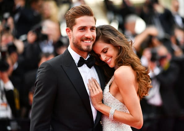 Model Izabel Goulart and her boyfriend literally just owned the Cannes red carpet with their love fest