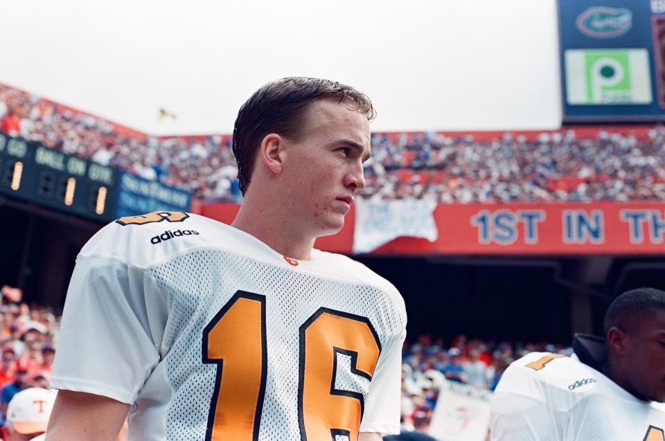 USA - SEPTEMBER 20: Peyton Manning of the Tennessee Volunteers looks on against the Florida Gators  on September 20, 1997. (Photo by Sporting News via Getty Images via Getty Images) 