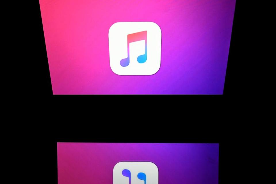 iTunes è diventato con gli anni un software vecchio nell’anima e davvero poco intuitivo. L’esempio più lampante è dato dall’interfaccia divisa in innumerevoli categorie, opzioni, elenchi, tasti e comandi che rendevano snervante e logorante portare a termine compiti anche semplici. (Getty)