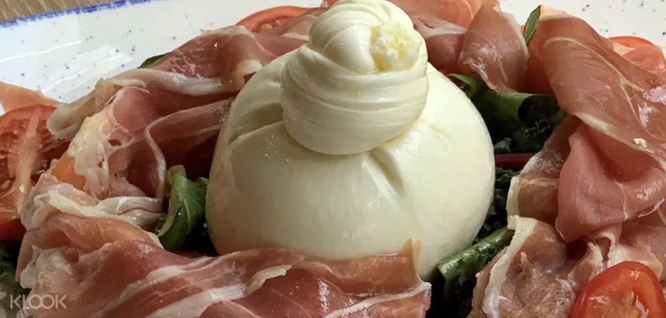 THE MAST' of Mozzarella & Co in Tanjong Pagar 