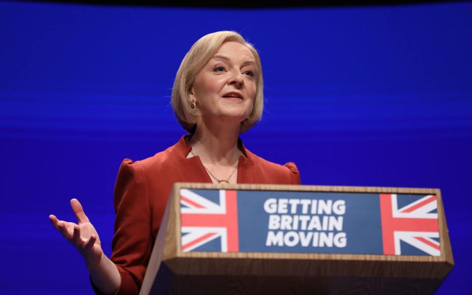 Liz Truss benefits pay inflation -  Anadolu Agency