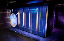 <p>Das von IBM entwickelte Computerprogramm konnte seine Intelligenz bereits 2011 in der Spieleshow ‘Jeopardy!’ beweisen. Inzwischen wird Watson in einer japanischen Firma sogar anstelle von menschlichen Mitarbeitern eingesetzt und kreierte 2016 für den Film ‘Das Morgan Projekt’ den ersten durch einen Algorithmus entstandenen Trailer.<br>(Foto: Getty Images) </p>