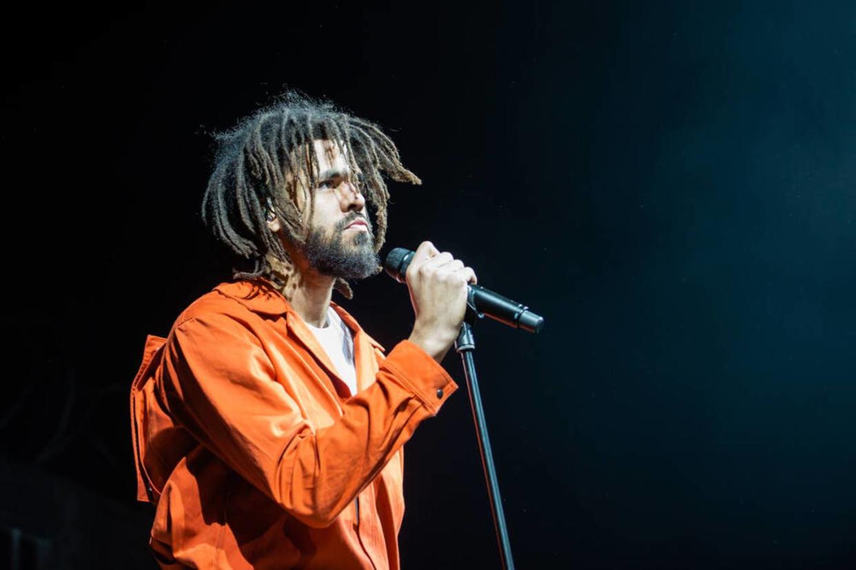 Startet Rap-Superstar J. Cole nun als Basketballer durch?