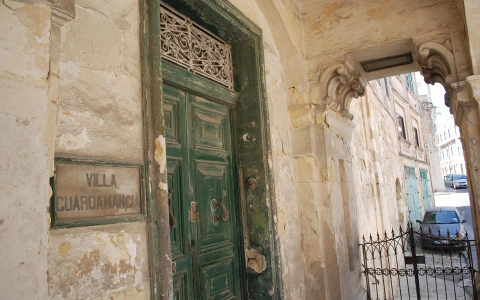The entrance to Villa Guardamangia in Valletta