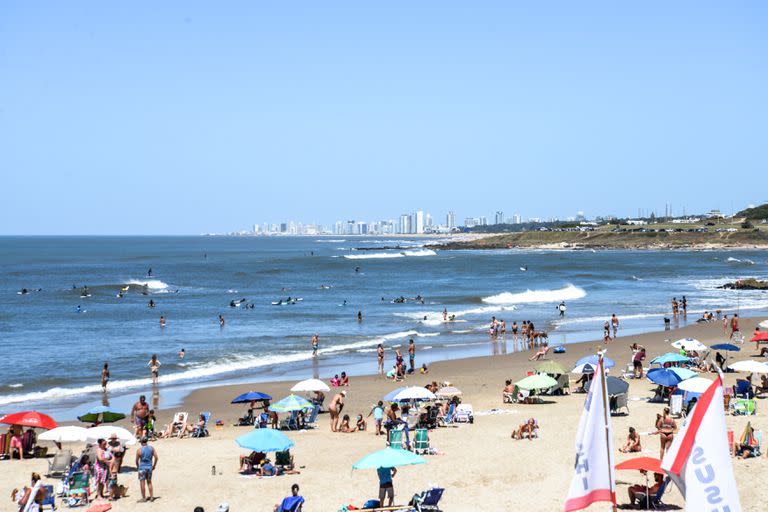 Punta del Este despidió la primera quincena con altísimas temperaturas y menos argentinos que en temporadas anteriores