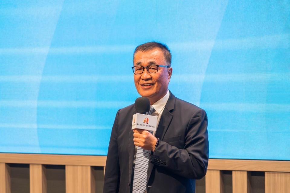 北市副市長李四川，選2026新北市長呼聲高。（翻攝自臉書）
