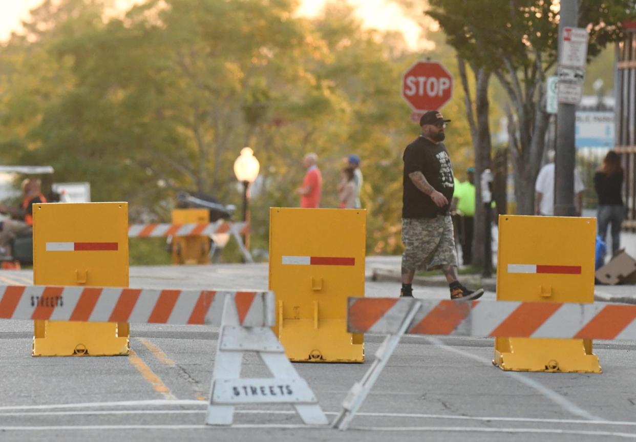 North Carolina Department of Transportation announces lane closures around a downtown intersection while a raised median is extended on South Third Street, or U.S. 17 Business.