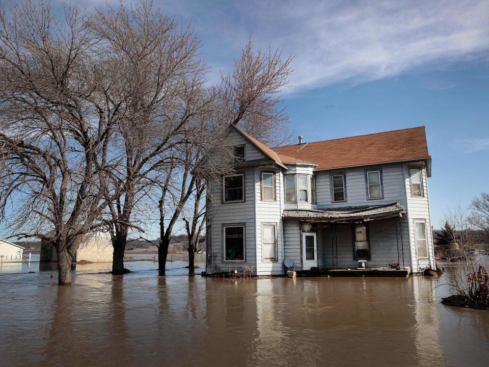 US weather: ‘Potentially historic’ spring storm threatens 200 million Americans