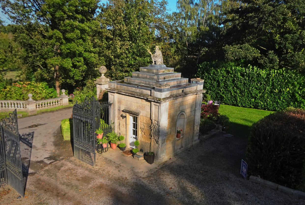 The house has its own pretty garden. (William Lailey/Caters)