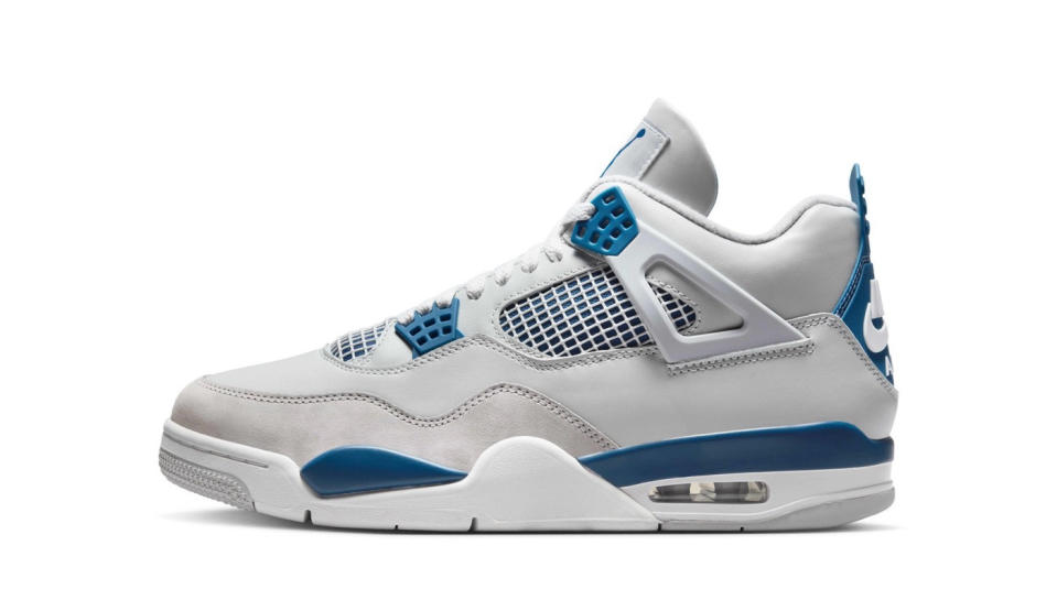 Air Jordan 4 Military Blue 