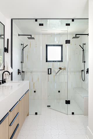 43 Walk-In Shower Ideas That Are Sleek and Accessible