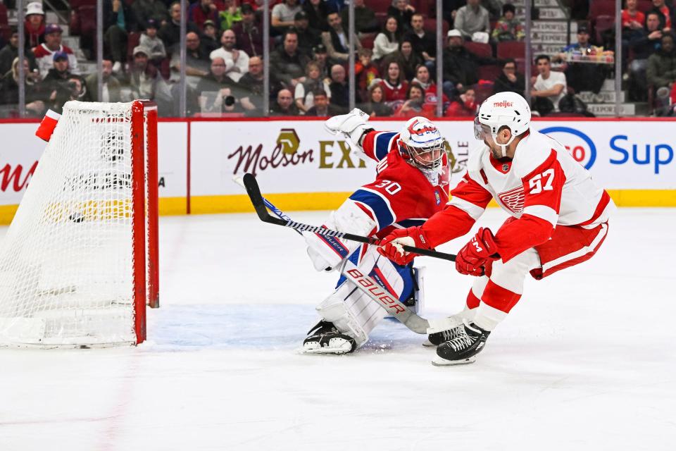 Red Wings left wing David Perron scores a goal against Canadiens goalie Cayden Primeau during the first period on Tuesday, April 4, 2023, in Montreal.