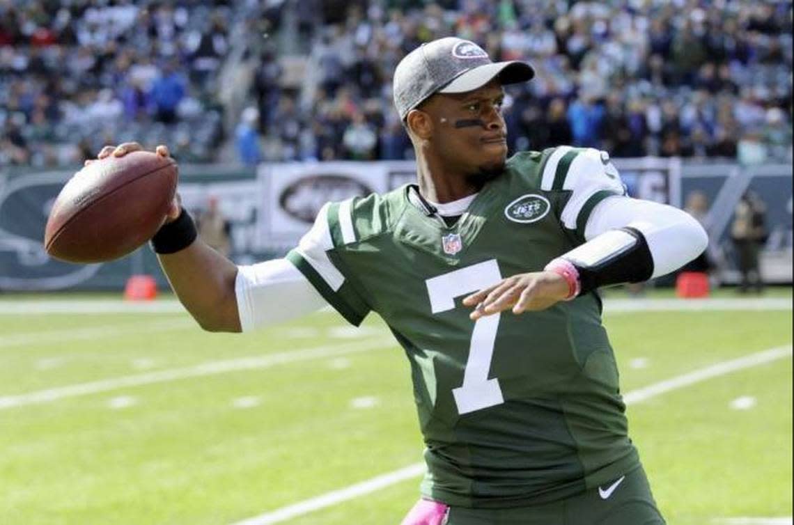 The Seahawks haved signed former New York Jets starting quarterback Geno Smith to compete with Paxton Lynch to be Seattle’s backup to Russell Wilson.