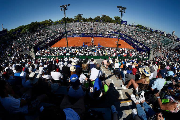 Vista panorámica del court central del Buenos Aires Lawn Tennis Club