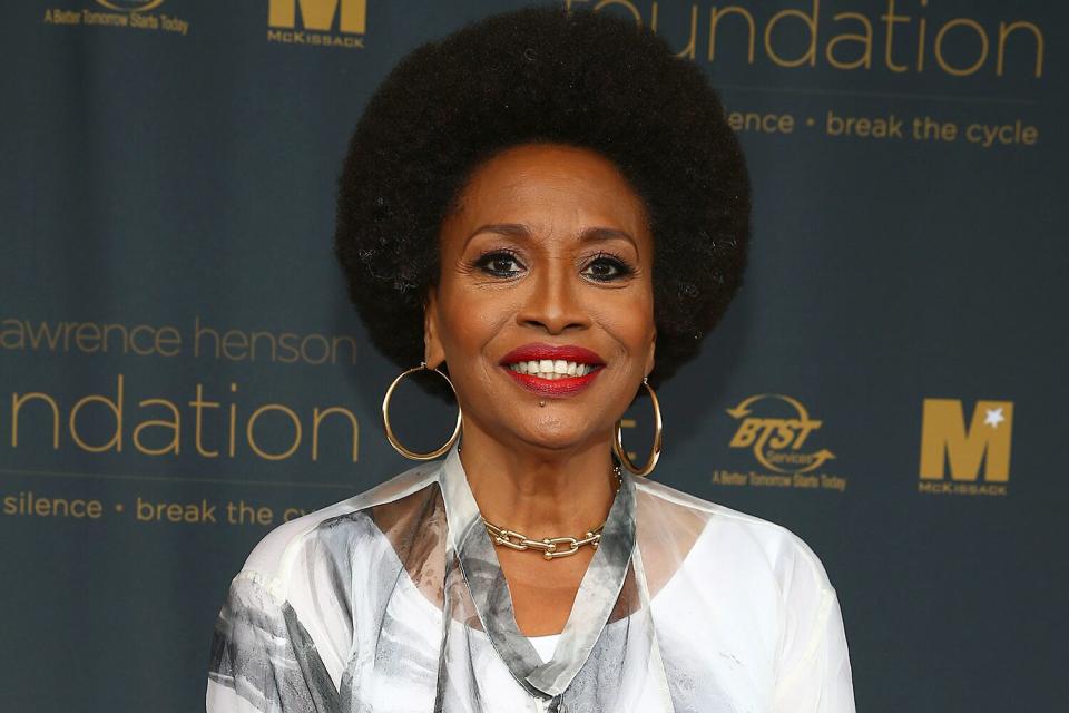 Jenifer Lewis