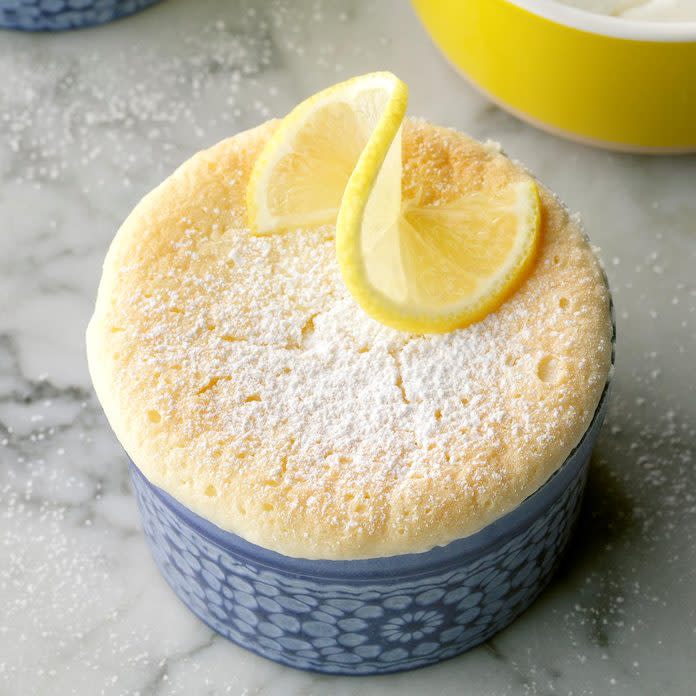 Lemon Pudding Cake Exps Cf2bz19 6435 B12 03 6b 16