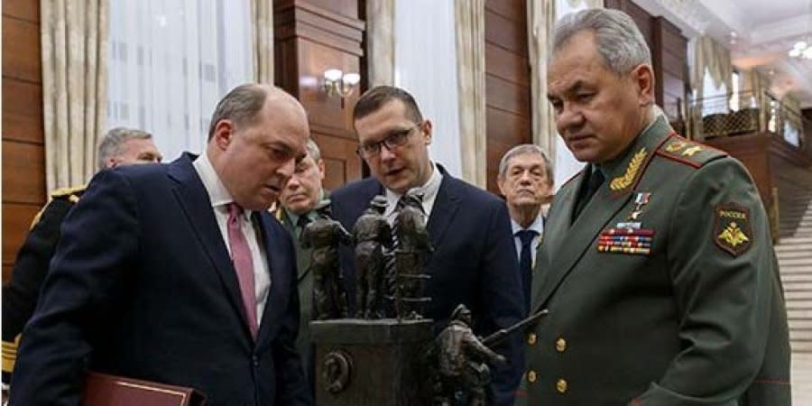 Ben Wallace and Sergei Shoigu in Moscow, Feb 11, 2022