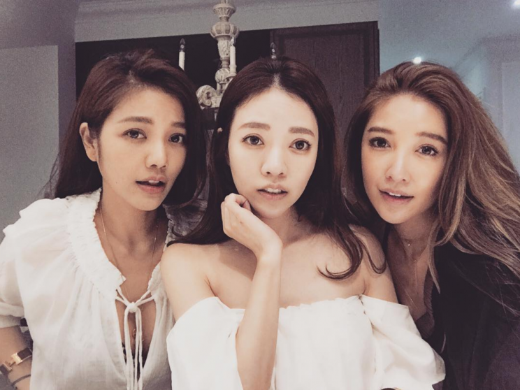 Den „Drei Damen vom Grill“ sah man ihr Alter noch an, den Hsu-Schwestern dagegen nicht. (Bild: instagram.com/sharon701111)