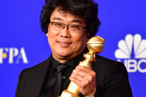 South Korean filmmaker Bong Joon-ho won the Golden Globe for best foreign film for "Parasite" -- his comment about subtitles sparked some debate