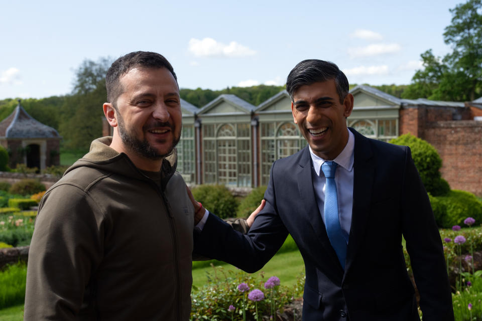 AYLESBURY, ENGLAND - MAY 15: Britain's Prime Minister, Rishi Sunak (R), and Ukraine's President, Volodymyr Zelenskyy, laugh after a press conference in the garden at Chequers on May 15, 2023 in Aylesbury, England. In recent days, Mr Zelensky has travelled to meet Western leaders seeking support for Ukraine in the war against Russia. The UK prime minister, Rishi Sunak, will reiterate the importance of providing a full package of support and will confirm the supply of air defence missiles and drones to help Ukraine's defence later today. (Photo by Carl Court/Getty Images)