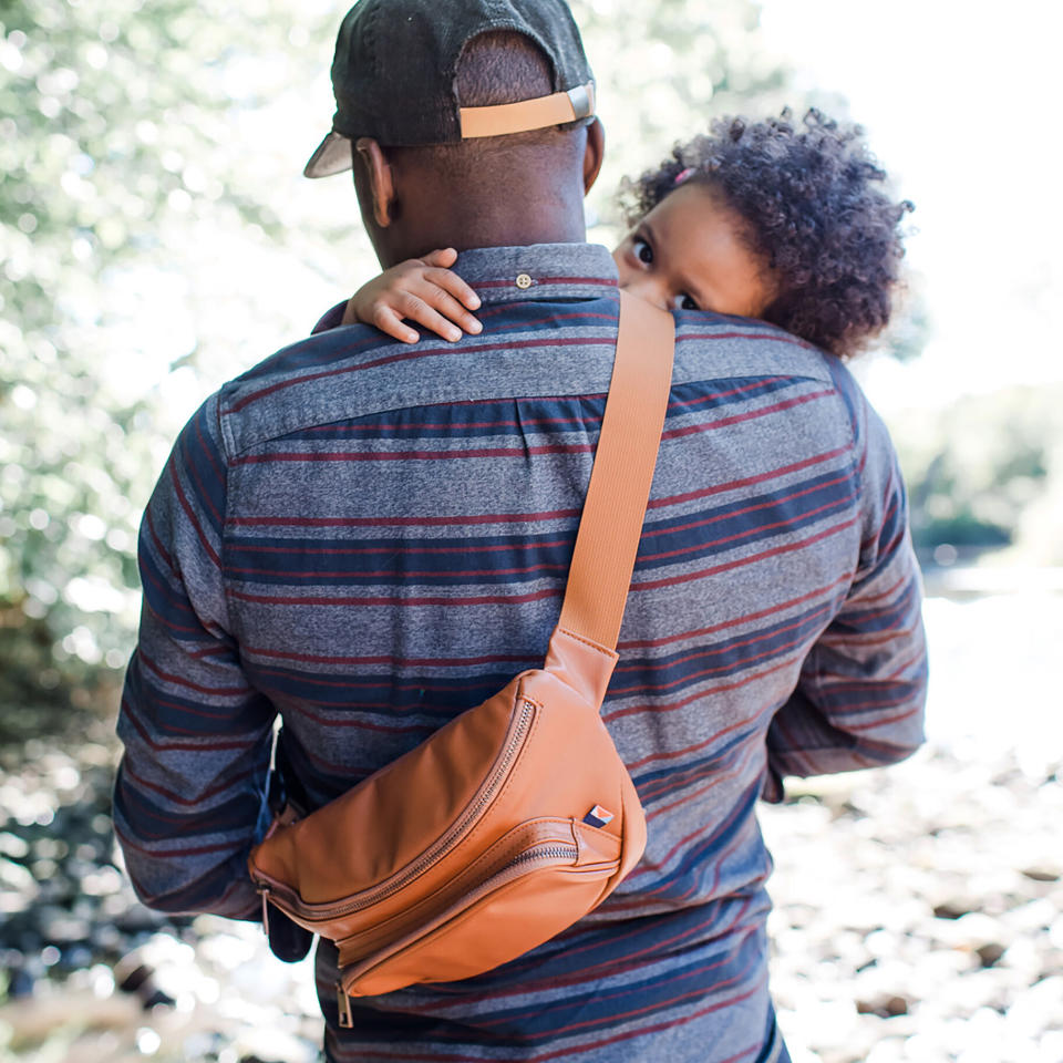 Minimalist diaper bag