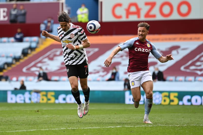 Premier League - Aston Villa v Manchester United